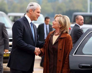 Clinton: Tadiç ile Buluşma Boştu