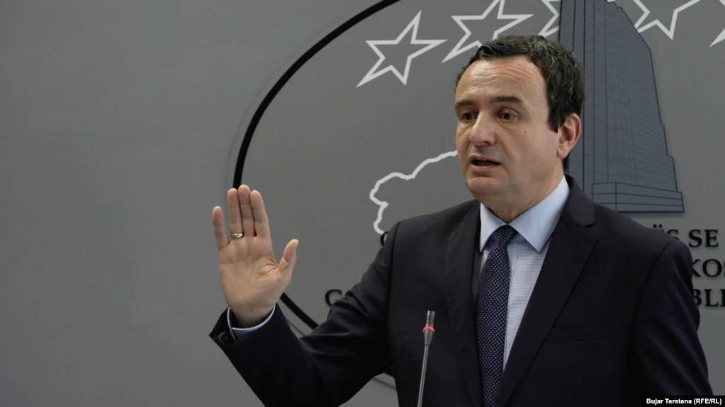 Kurti, Araç Plakaları Kararını Uygulamakta Kararlı
