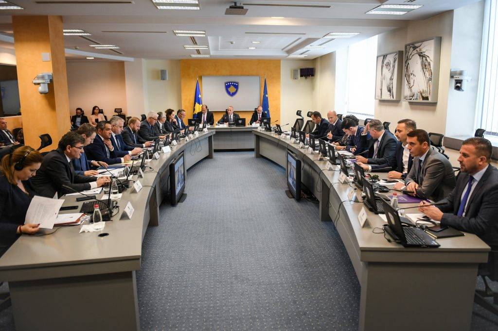Haradinaj, İstifa Ettiği Hükümeti Toplantıya Çağırdı