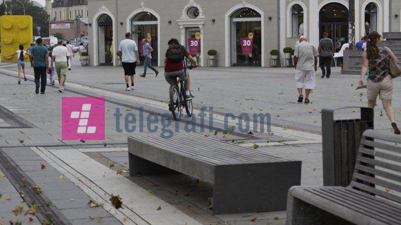 Priştine'de Şiddetli Rüzgar,  Obiliçte ise Dolu