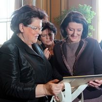 Jahjaga: Kosova Uluslararası Yükümlülüklerin Yerine Getirilmesini Garantı Ediyor