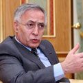 Krasniqi: Önce Komünist Cinayetleri Kınansın