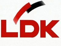 Hükümet,  Bütçeyi Bakanlıklar Kabinelerine Harcıyor