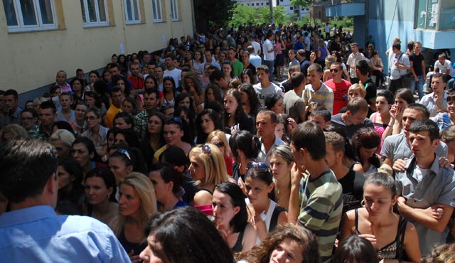 Priştine Üniversitesi'nde İkinci Kayıt Dönemi Pazartesi Başlıyor