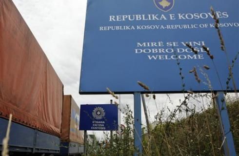 Yaklaşık 75 Ton Gıda Sırbistan'dan Kosova'ya Gönderildi