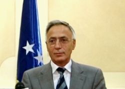 Krasniqi Ortodoksların Noel'ini Tebrik Etti