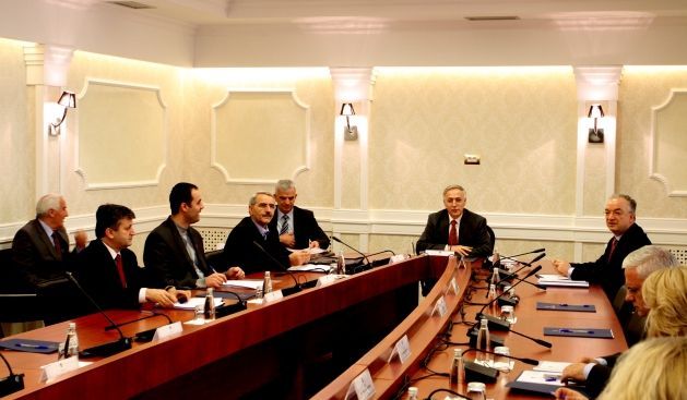 Meclis Önümüzdeki Hafta"Dinleniyor"