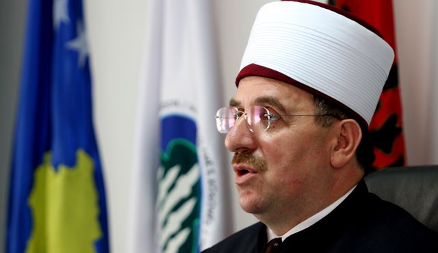 İslam Birliği Başörtüsü Protestolarına Karşı