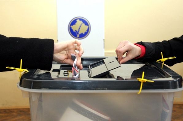 Sırplar, Kosova Sisteminde Belgrat Kurumlarını İstiyor