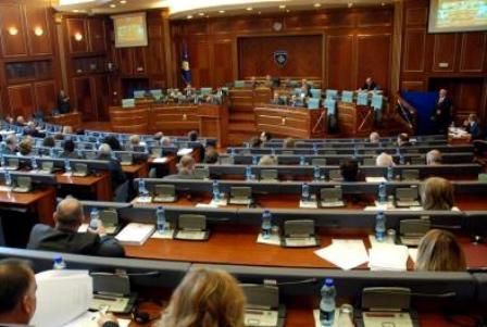 Mecliste Vetvendosje'nin Önergesi Destek Aldı