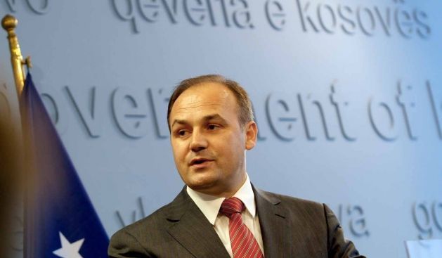 AB Sırbistan'a Baskıları Artırmalıdır