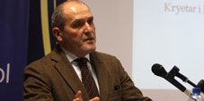 Surroi: Kosova-Sırbistan Müzakereleri Arnavutların Zararından
