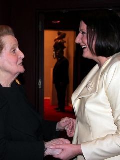 Jahjaga, Angeline Joli'yi Ülkemize Davet Etti