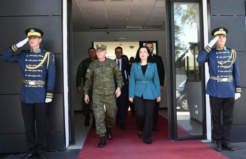 Kosova Polisi ve Cumhurbaşkanlığı Vatandaşlar Tarafından En Güvenilir Kurumlar