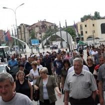 Mitroviça Sırpları Tekrar Protestoda