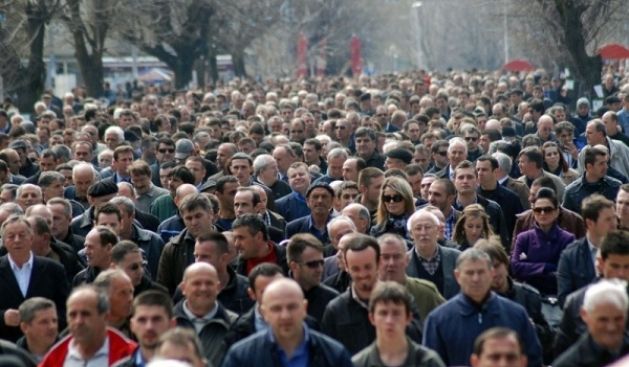 Kosova Nüfusunun 28%'i 15 Yaş Altında