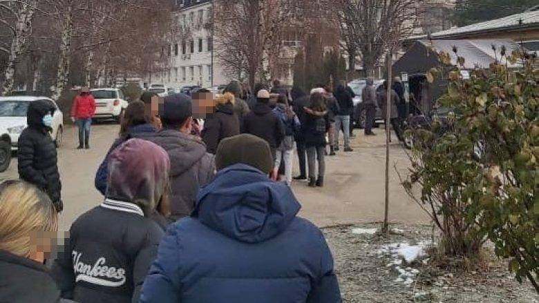 IKSHPK’da Covid-19 Testi İçin Uzun Kuyruklar
