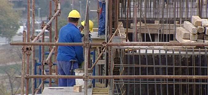 Priştine’de İnşaattan Bir İşçi Düştü