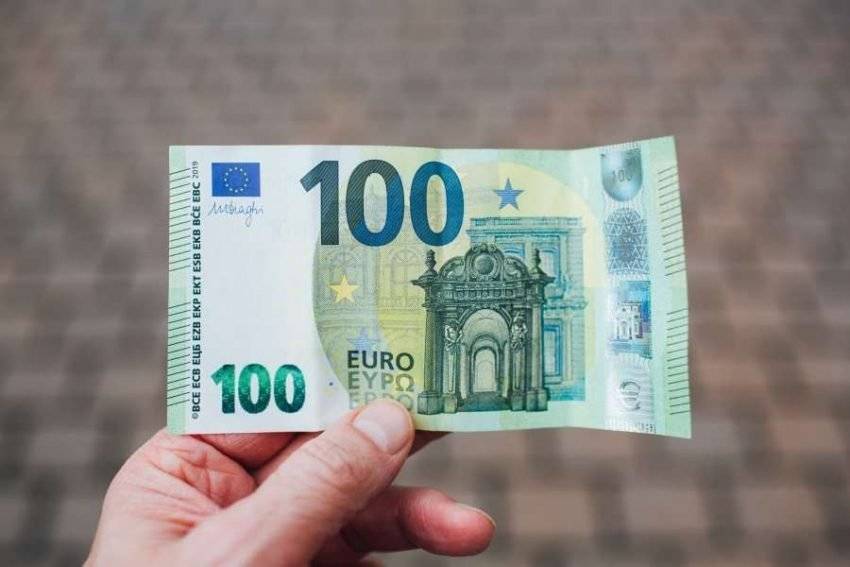 Hükümet’ten Öğrencilere 100 Euro’nun Verilmesiyle İlgili Açıklama