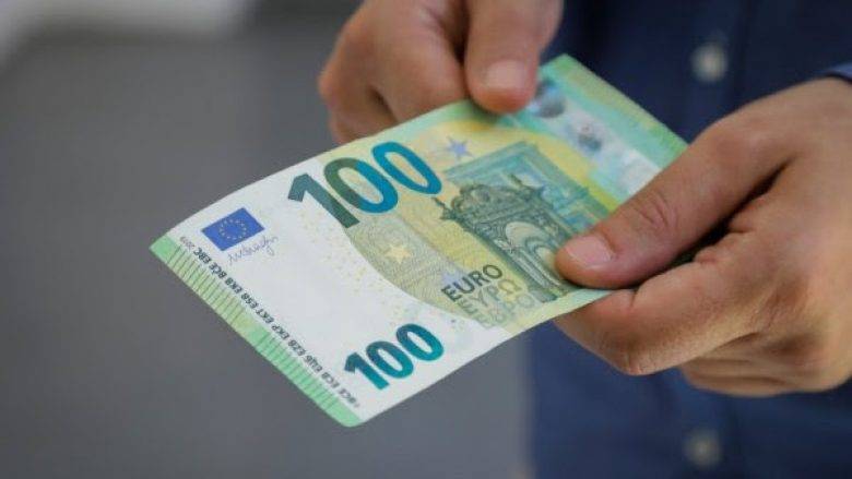 Üniversite Öğrencileri Bugün İtibariyle 100 Euroluk Destek için Başvuruda Bulunabilir