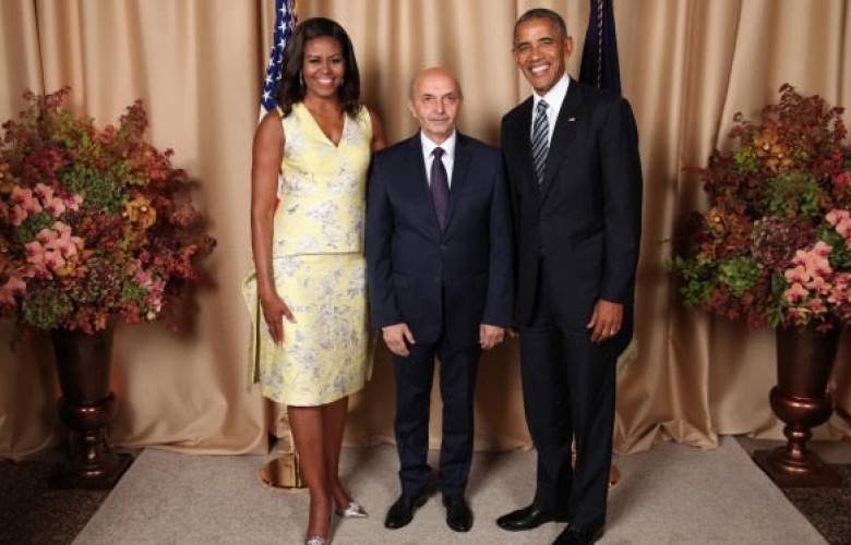 Mustafa'nın Yoğun New York Temasları
