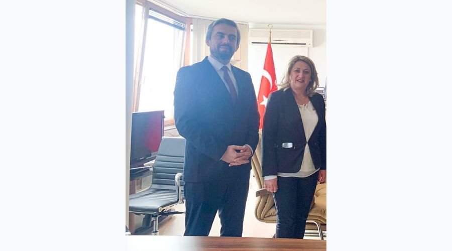 Türk Milletvekillerinden 8 Mart Kadınlar Günü Kutlaması