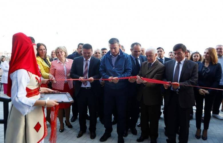 Prizren'de Luciano Motroni' Tıp Lisesi Binası Hizmete Açıldı