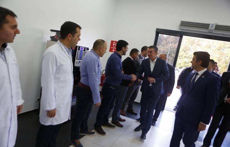 Veseli: Stratejik Yatırımlar Yasası, Yatırımcılara Yol Açmaktadır