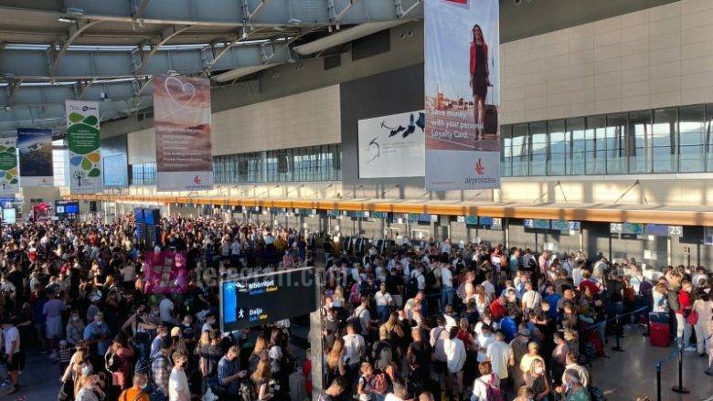 Ek Prosedürler, Havalimanında Kontrolleri Artırdı