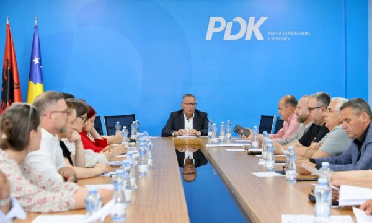 PDK,  İngiltere'nin Priştine Büyükelçisine Tepki Gösterdi