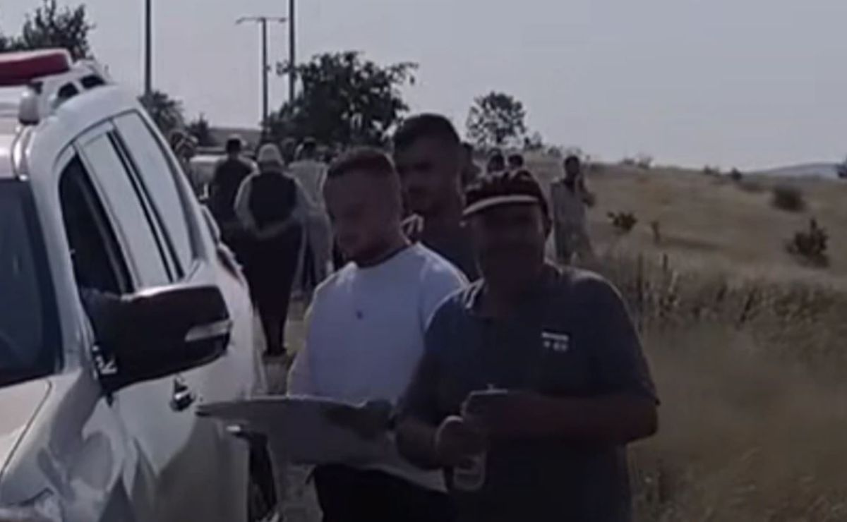 Vıçıtırın’da Klise İnşaatına Karşı Protesto