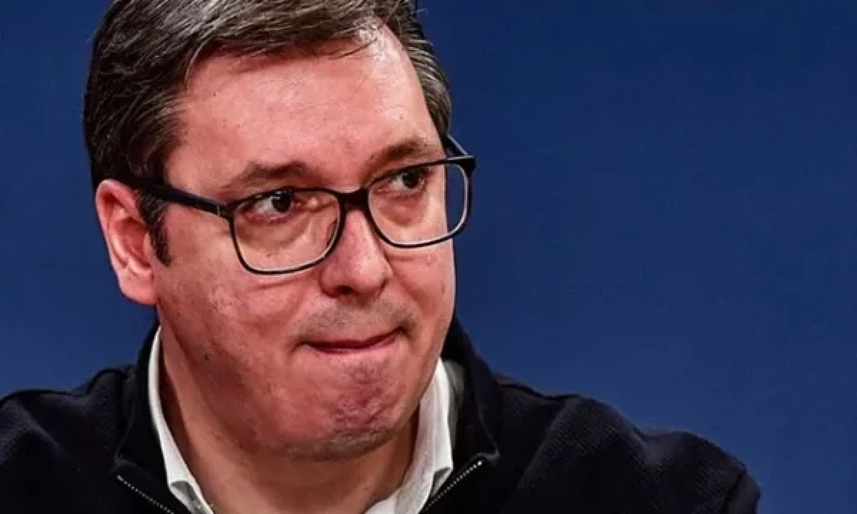 Vučić, İbre Köprüsü’nde KFOR Personelinin Çekilmesine Karşı Çıktı