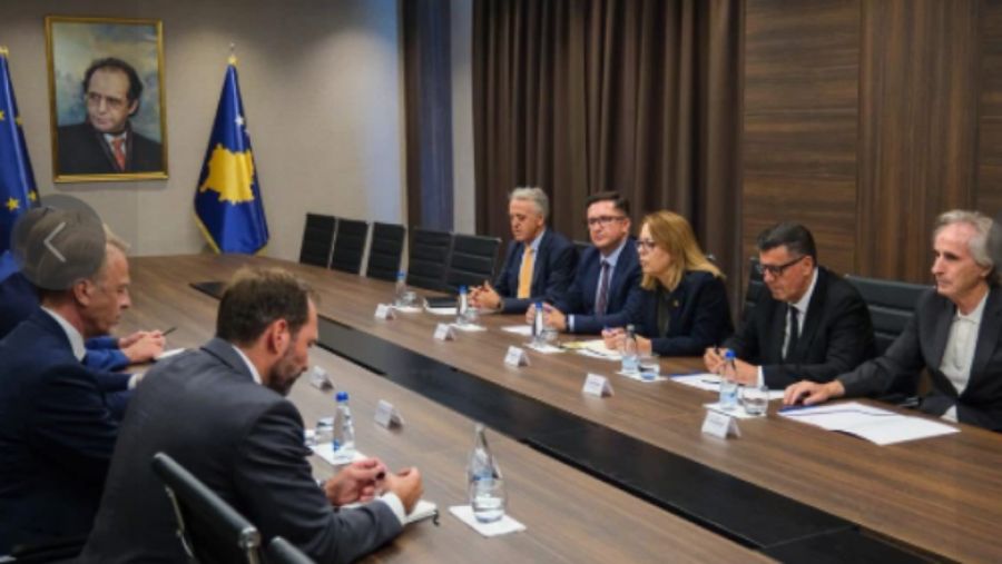 Haziri ve Bajrami, Kosova’ya Yönelik Yaptırımların Kaldırılmasını Talep Ettiler
