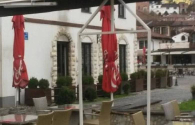 Başkonsolosluğa Saldırı Kınandı ve Kınanmaya Devam Ediliyor