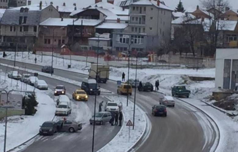 Priştine'de Bu Sabah 40 Trafik Kazası