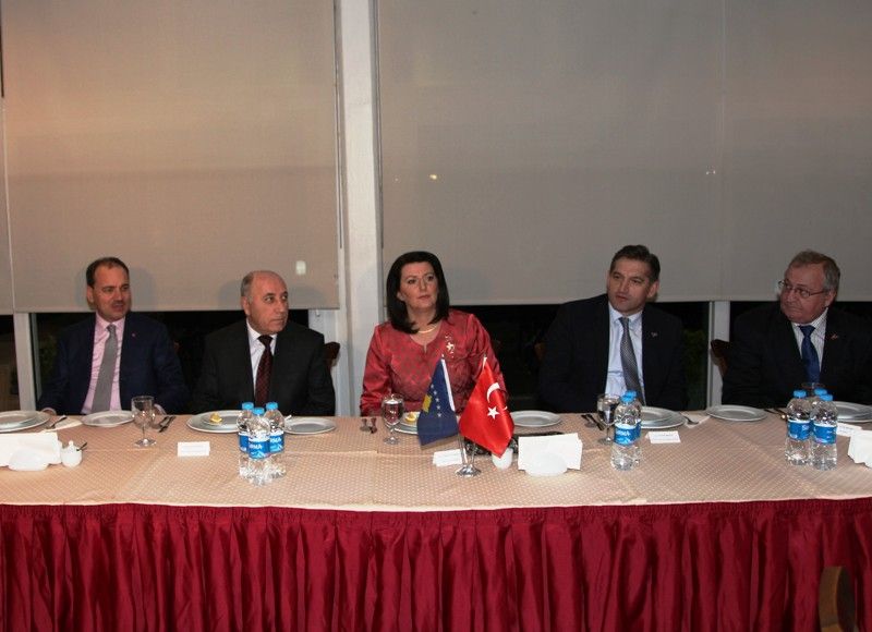 Yıllarca Türkiye'ye Önemli Şahsiyetler Verdik