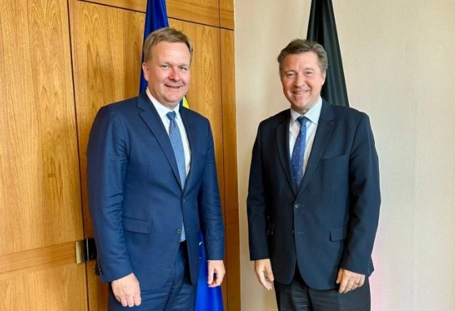 Sorensen, Berlin’de Kosova-Sırbistan İlişkilerinin Normalleşmesini Görüştü