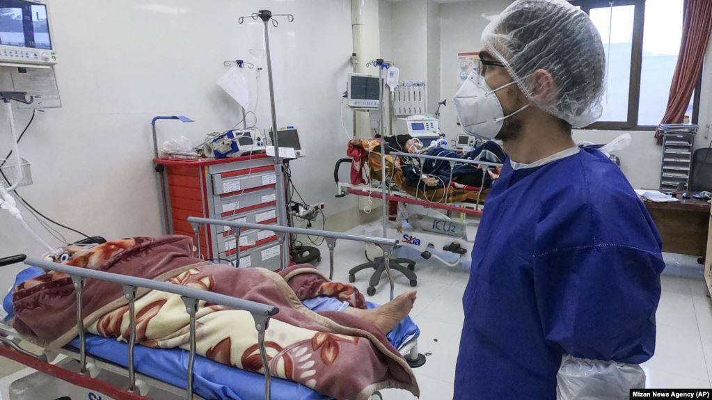 Enfektoloji Kliniğinde Solunum Cihazlı Sadece 6 Yatak Var