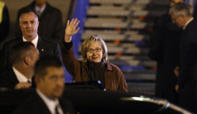 Clinton Belgrat'a Kosova'nın Bölünmeyeceği Mesajını Verecek