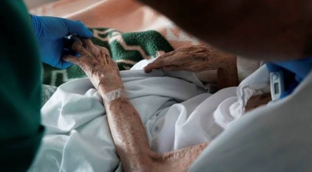 COVID-19 tespit edilen kişi sayısı 13 milyon 486 bini geçti