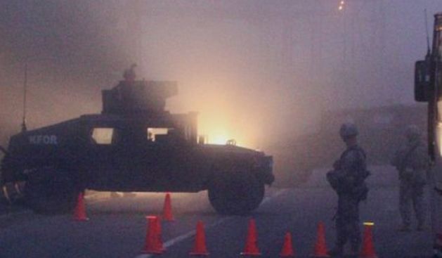 KFOR, Jarinje Sınır Kapısında Operasyona Başladı