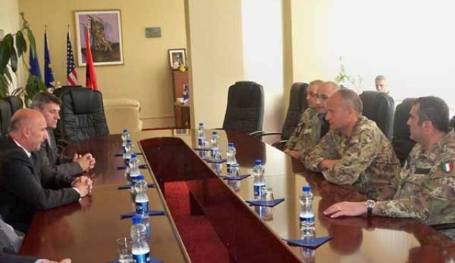 İtalyan Güçleri Kosova'dan Ayrılmayacak