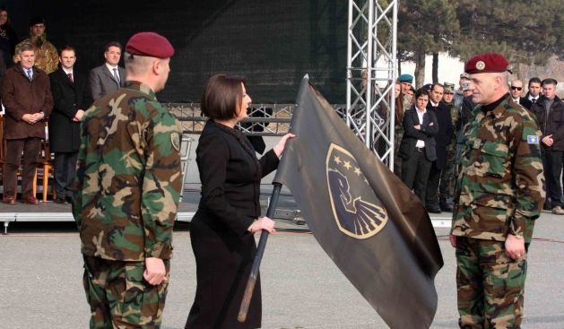 FSK Bakanı Çeku ve Komutanı Kastrati İngiltere'de