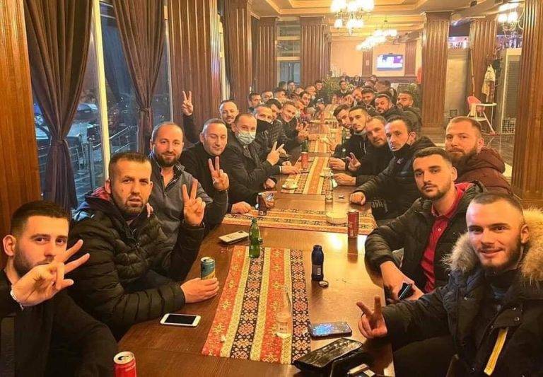 Zemaj, Bizzat Anti Covid Önlemlerine Uymuyor