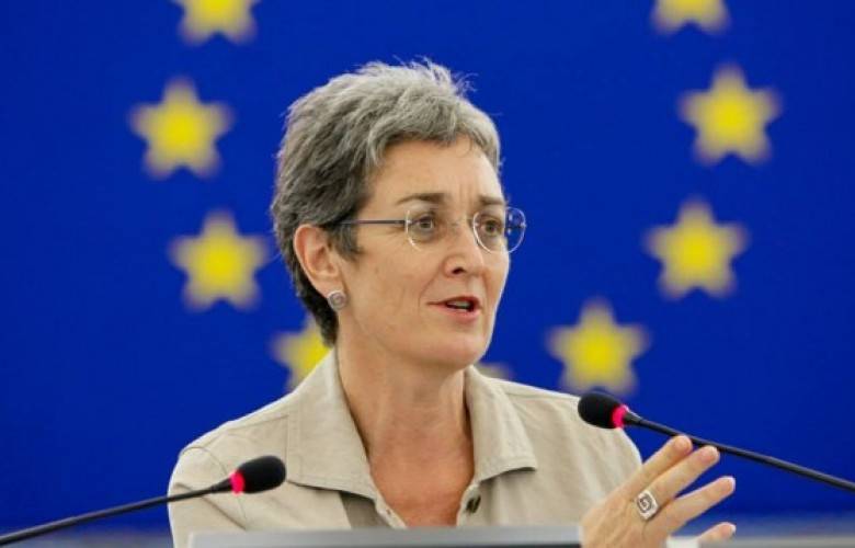 Lunacek, 5 AB Üye Ülkesinden Kosova'nın Tanınmasını İstedi