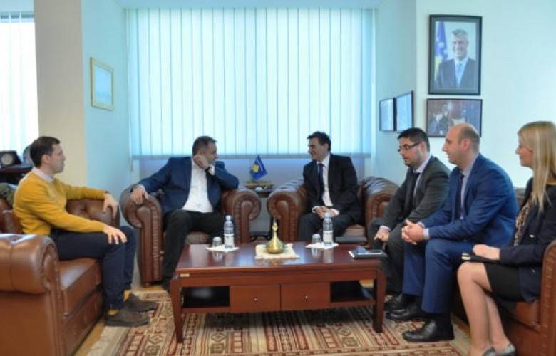 Yağcılar ve Ahmeti AKP-nin Yer Sorununu Görüştüler