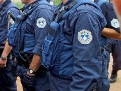 Polis Aracına Taş Saldırısı