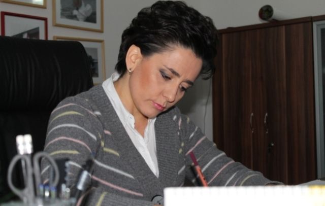 Hodziç: 4 Ayda 4 Bin Kişi Yardım İstemiştir