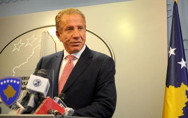 Pacolli'den Ültimatom