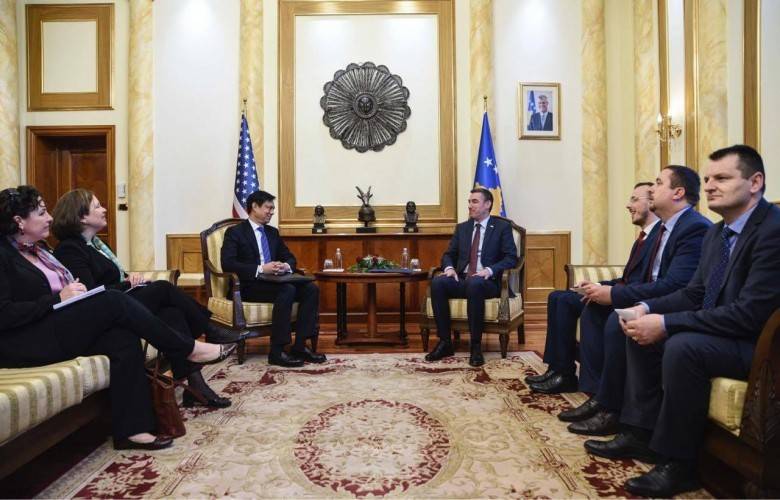 ABD, Kosova Ordusu'nun Anayasal Değişikliklerle Kurulmasını İstiyor